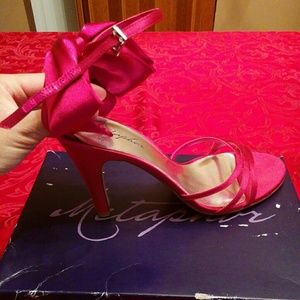 Metaphor pink heels